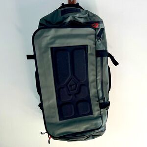 Wandrd Hexad Carryall Duffel 60L